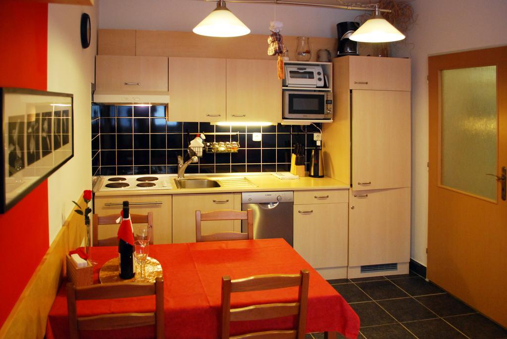Apartmany Rokytka U Sjezdovky Рокитніце-над-Їзероу Номер фото